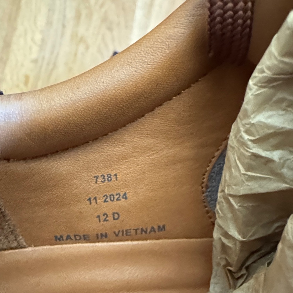 Allen Edmonds Alpha Men's Brown Leather Sneakers - Picture 7 of 7